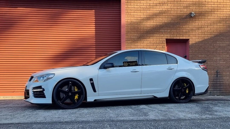 Load image into Gallery viewer, Rseries WS MAX 20" 5X120 Gloss Black Wheels