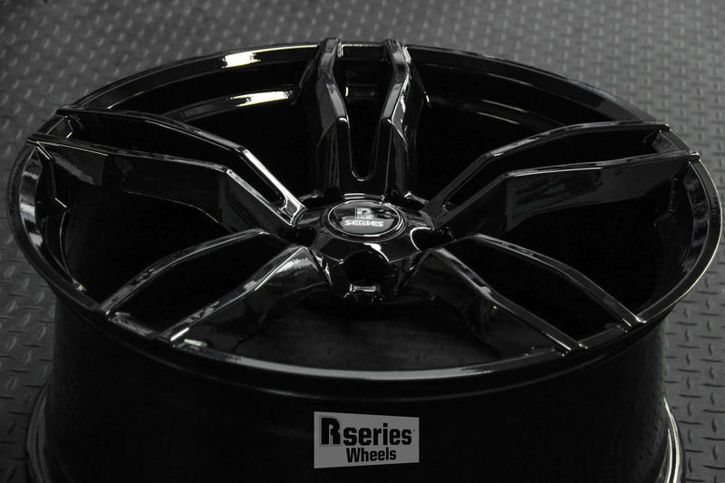 Load image into Gallery viewer, Rseries F1 20&quot; 5X120 Gloss Black Wheels
