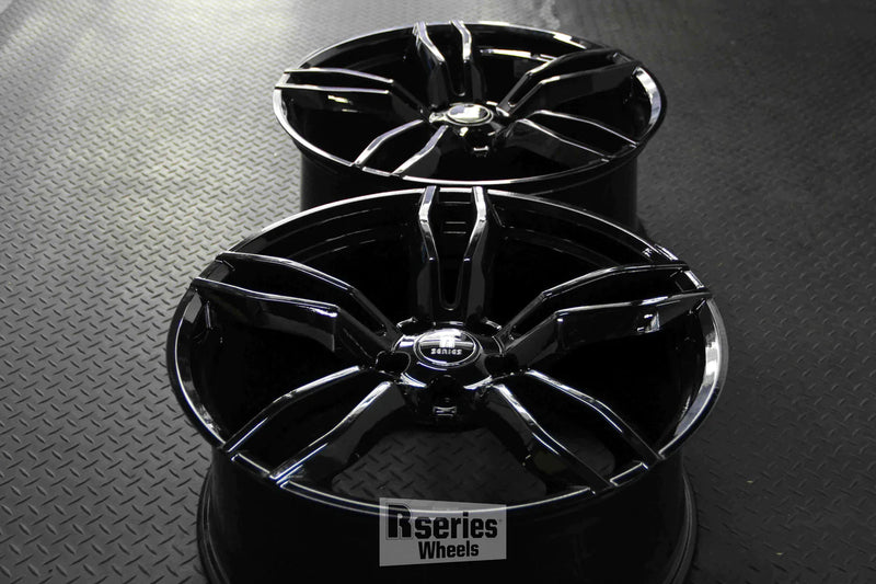 Load image into Gallery viewer, Rseries F1 20&quot; 5X120 Gloss Black Wheels+Tyres
