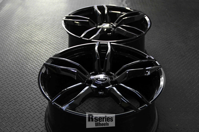 Load image into Gallery viewer, Rseries F1 20&quot; 5X120 Gloss Black Wheels
